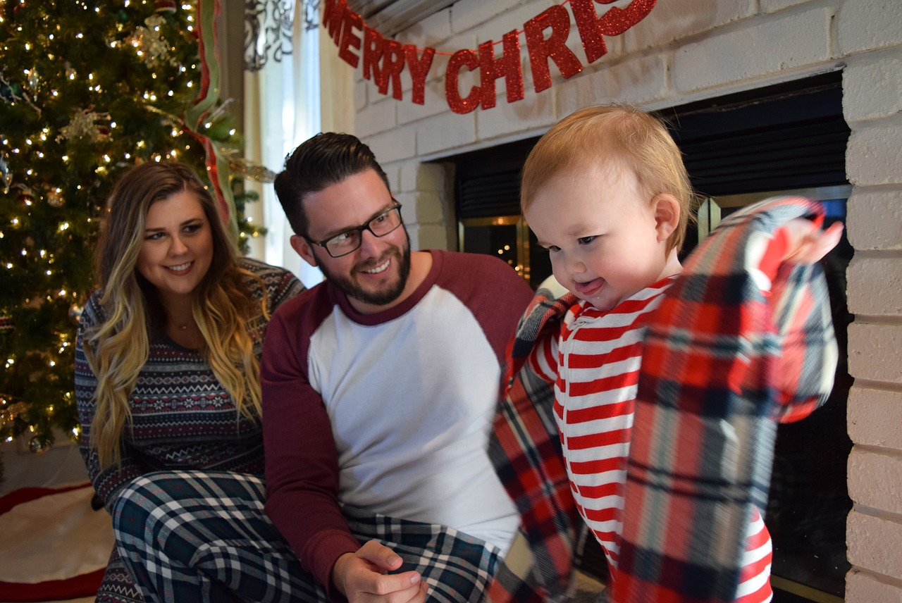 family enjoying clean home over the holidays